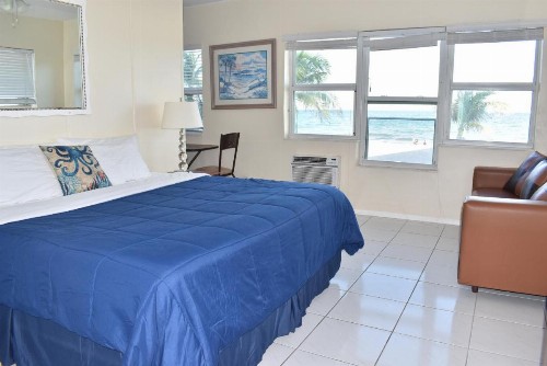 Golden Sand Oceanfront - image 3