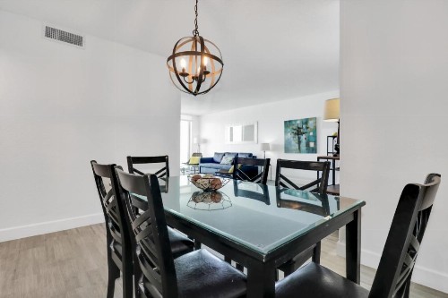 2 BEDROOM OCEAN VIEW CONDO - image 10