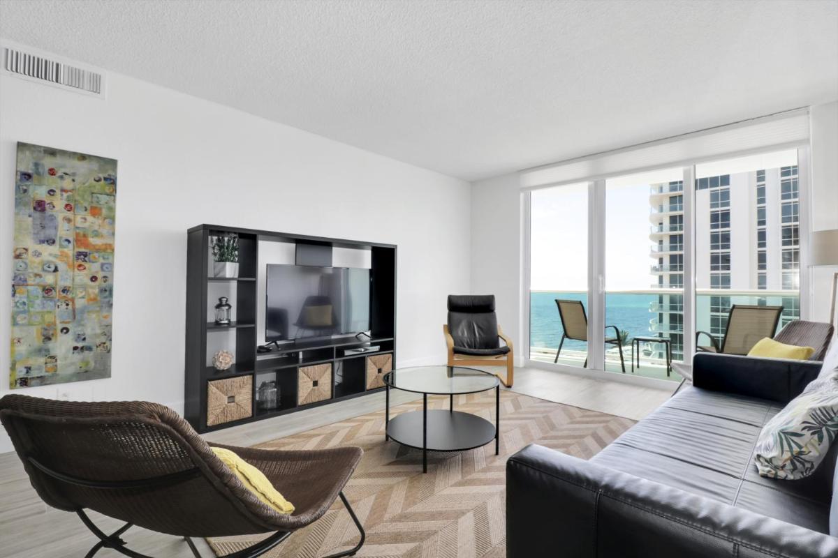 2 BEDROOM OCEAN VIEW CONDO - image 5