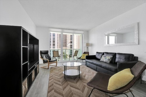 2 BEDROOM OCEAN VIEW CONDO - image 6