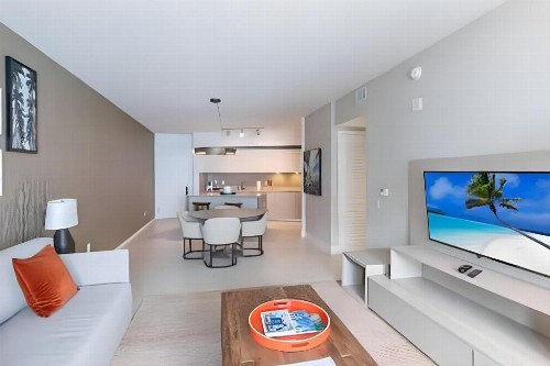 Hide Beach Residences - image 19