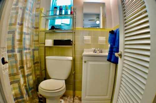 Hollywood Beachfront House - image 37