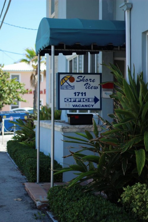 Shore View Hotel - image 10