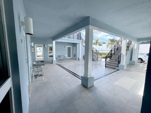 Shore View Hotel - image 17