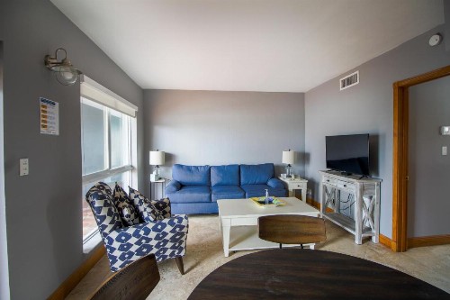 Shore View Hotel - image 21