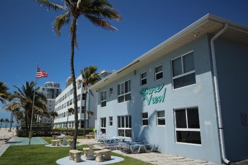 Shore View Hotel - image 3