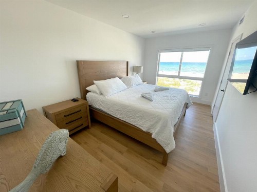 Shore View Hotel - image 49