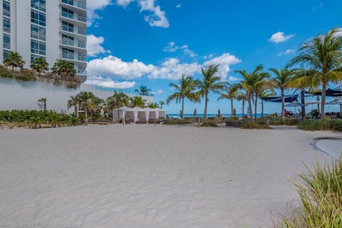 Oceanfront Luxury Apartments - image 1