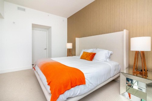 Oceanfront Luxury Apartments - image 10