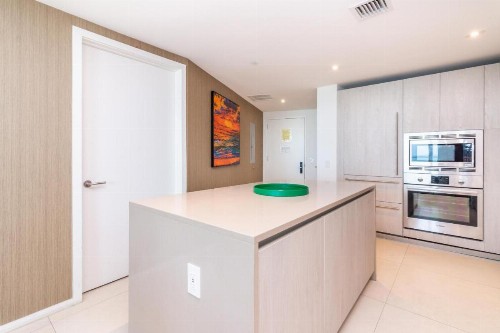 Oceanfront Luxury Apartments - image 7
