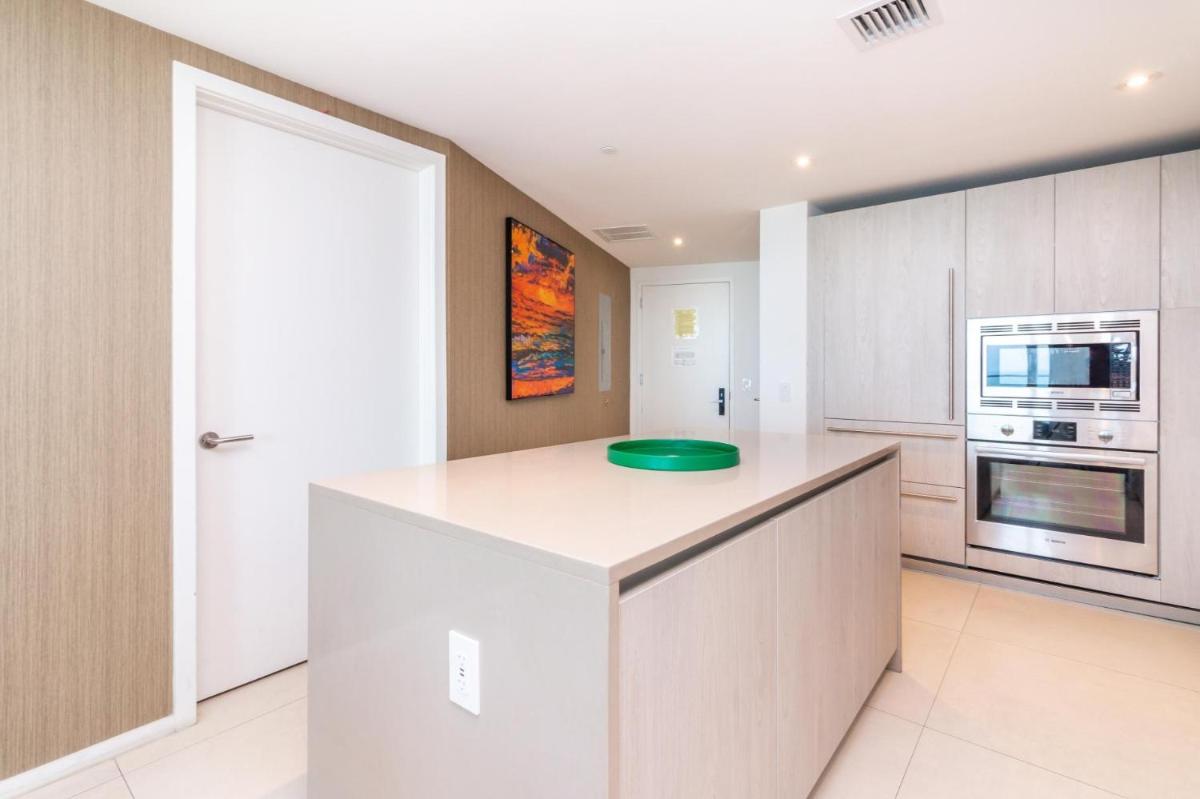 Oceanfront Luxury Apartments - image 7