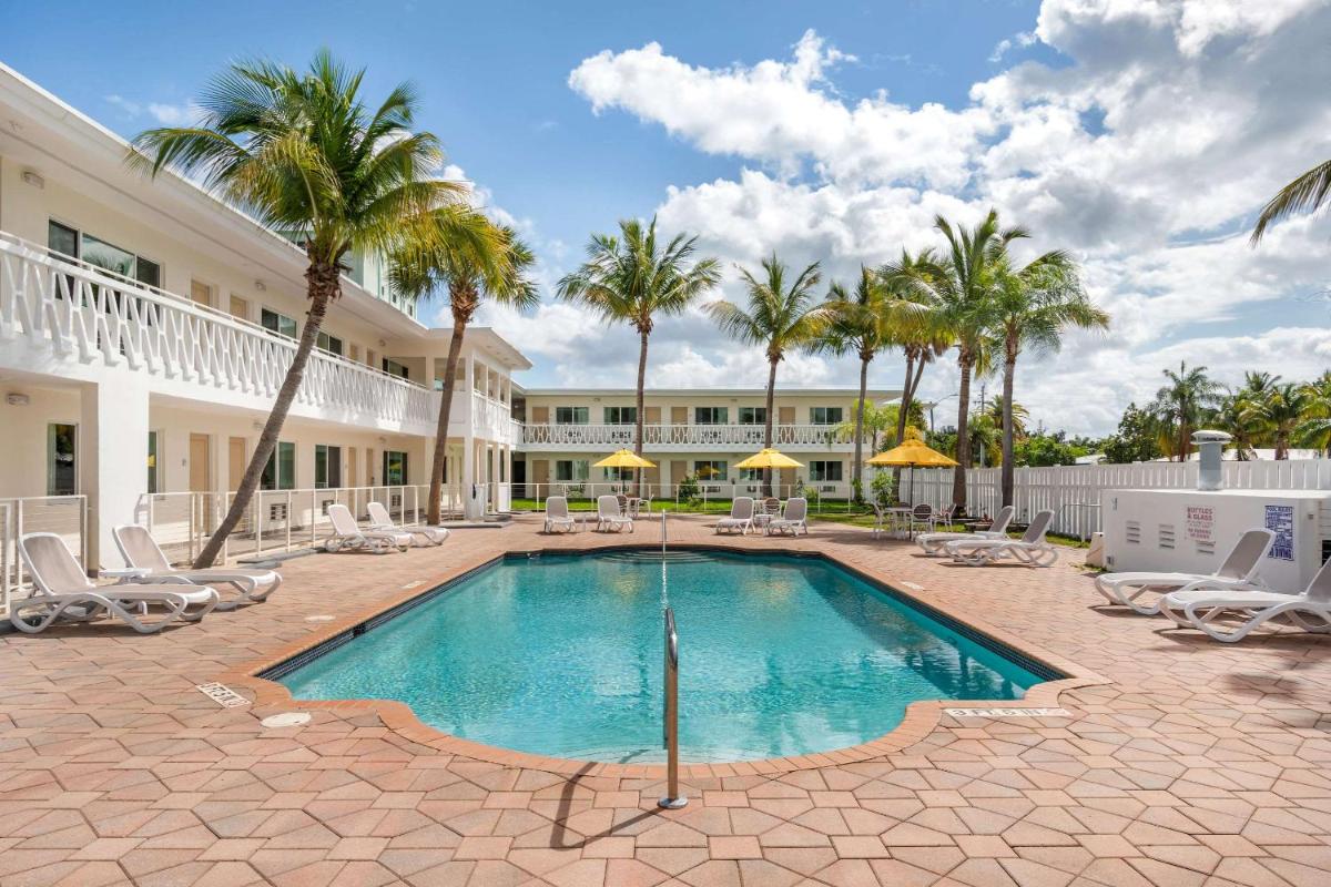 Rodeway Inn near Hollywood Beach - main image