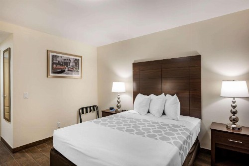 Rodeway Inn near Hollywood Beach - image 9
