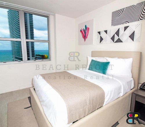 HYDE Beach House Apartments - image 16