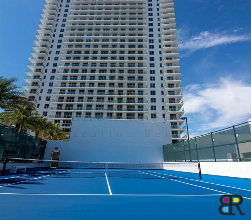 HYDE Beach House Apartments - image 32