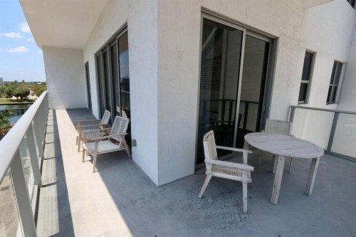 Luxury Two Bed Two Bath Beach Resort Condo - image 16