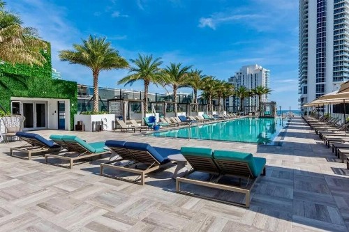 Luxury Two Bed Two Bath Beach Resort Condo - image 21