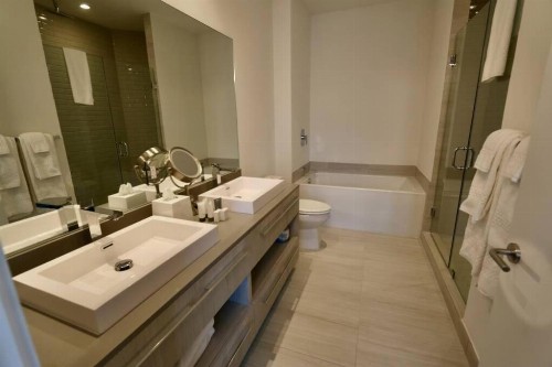 Luxury Two Bed Two Bath Beach Resort Condo - image 9