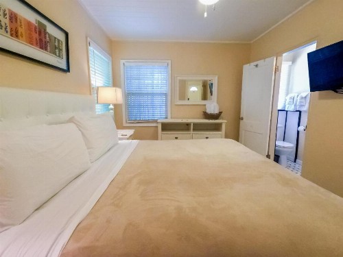 Haley's at Anna Maria Island Inn - image 48