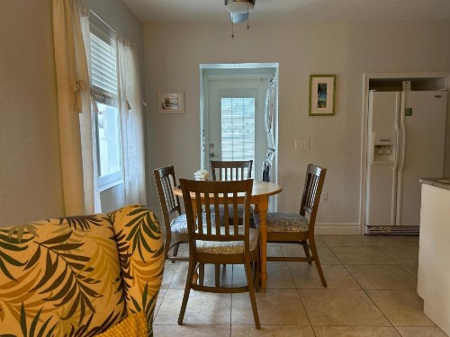 An Island Getaway at Palm Tree Villas - image 16