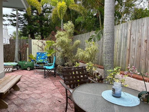An Island Getaway at Palm Tree Villas - image 3