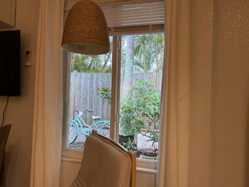 An Island Getaway at Palm Tree Villas - image 5