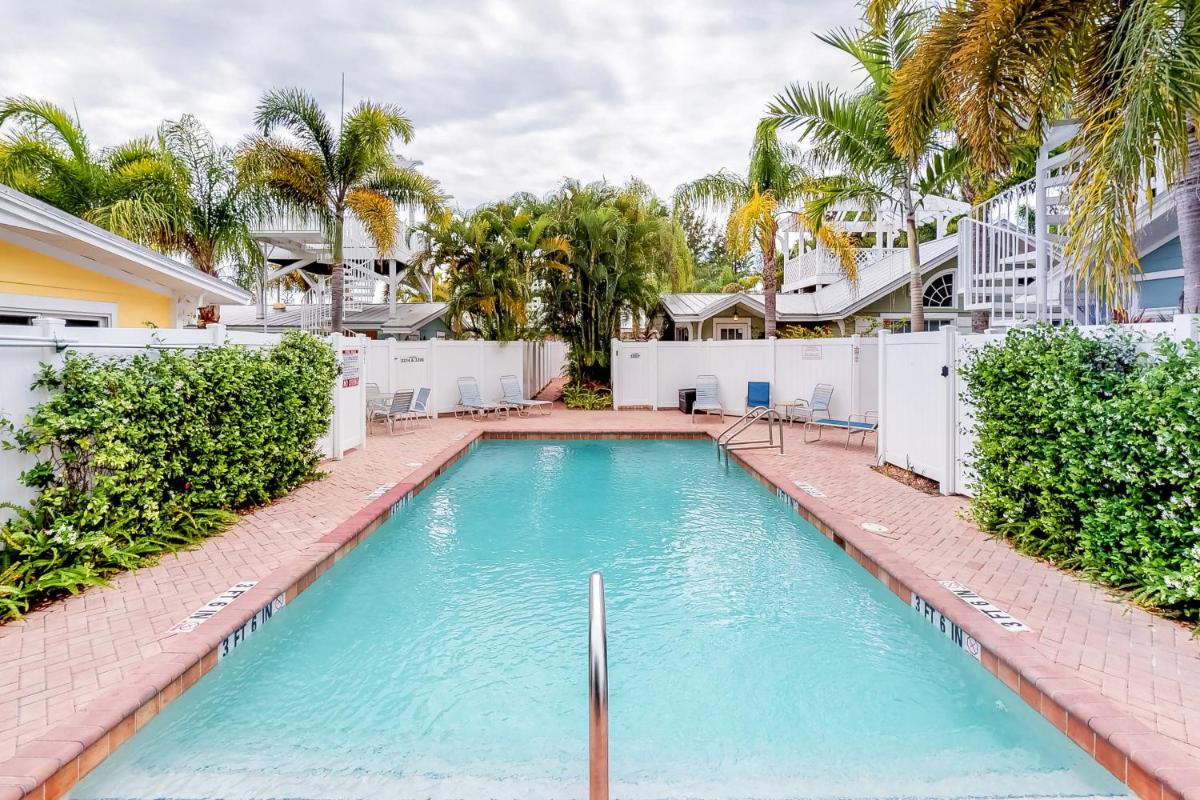 Palm Isle Village 3208 - main image