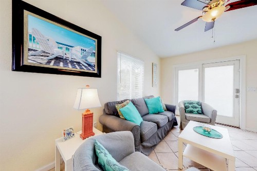 Turquoise Paradise East - image 12