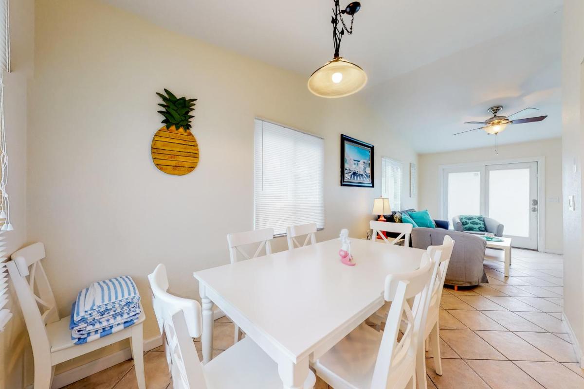 Turquoise Paradise East - image 7