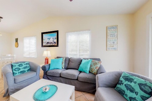 Turquoise Paradise East - image 8