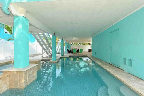Turquoise Paradise East & West - image 7