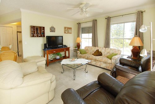 Sunshine Beach Rentals - image 8
