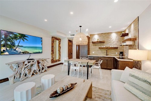 Bali Hai Beachfront Resort and Spa - image 25