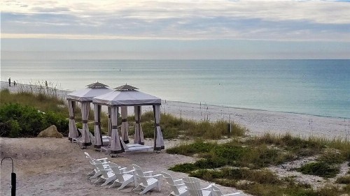Bali Hai Beachfront Resort and Spa - image 28