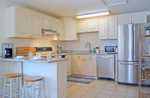 Holmes Beach - Ocean View Suites 3102 - image 7