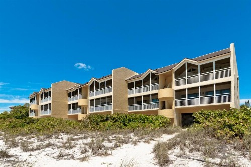 Anna Maria Island Beach Condo with Stunning Views! - image 7