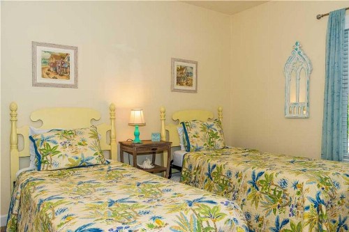 Castaway Cottage - image 8