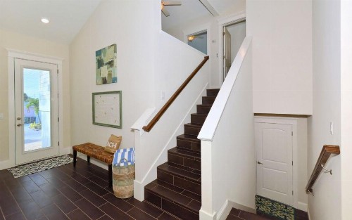 Weekly Summer booking available 4 Bedroom 3 Bathroom bikes beach gear pool and spa - image 23