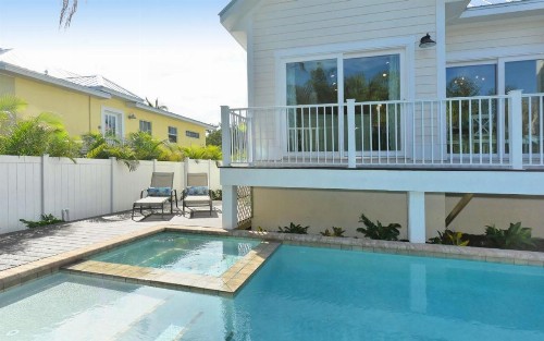 Weekly Summer booking available 4 Bedroom 3 Bathroom bikes beach gear pool and spa - image 26
