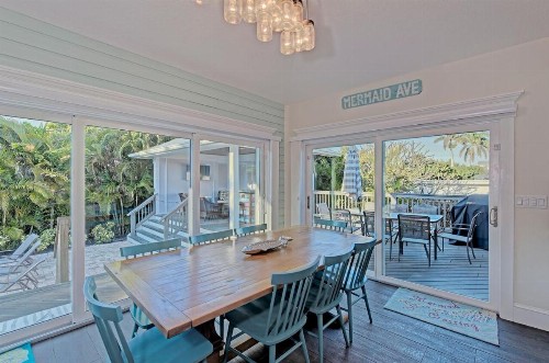 4 Bed 3 Bath BUNGALOW Heated Pool and Spa Bikes Kayaks free WiFi - image 20