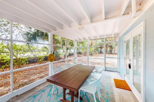 Blissful Beach Retreat - image 12