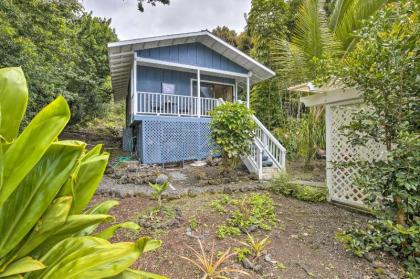Kona Cottage w/Lanai & Ocean Views on Coffee Farm!