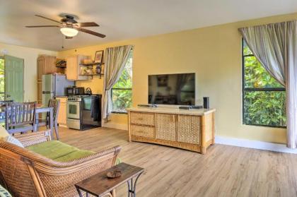 Kona Cottage w/Lanai & Ocean Views on Coffee Farm! - image 6