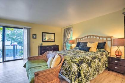 Kona Cottage w/Lanai & Ocean Views on Coffee Farm! - image 8