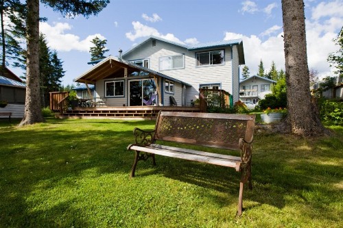 Bay Ave Bed and Breakfast Inn - image 11