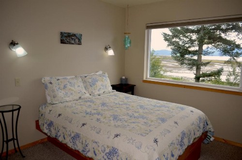 Bay Ave Bed and Breakfast Inn - image 13