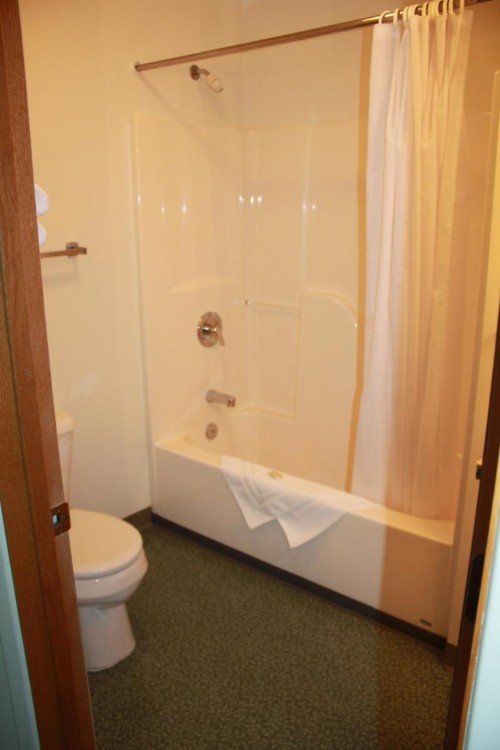 Ocean Shores Hotel - image 11