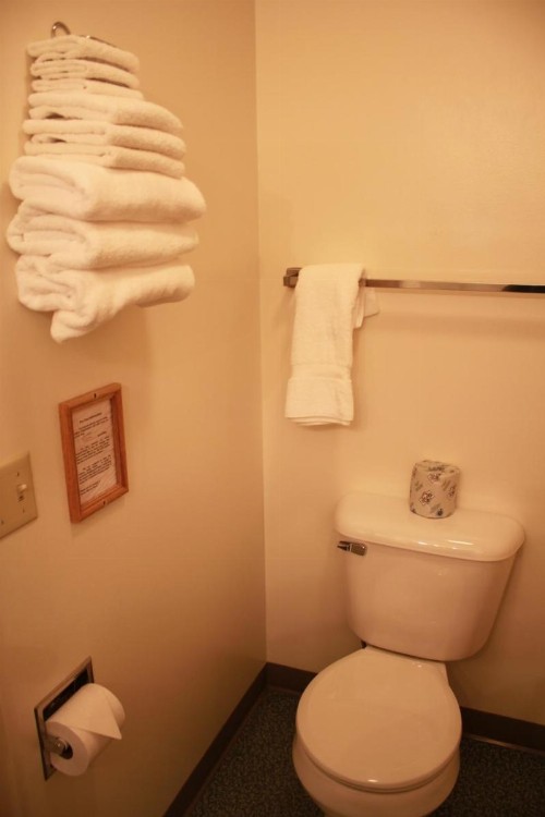 Ocean Shores Hotel - image 12