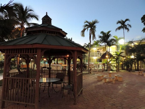 Floridian Hotel - image 37