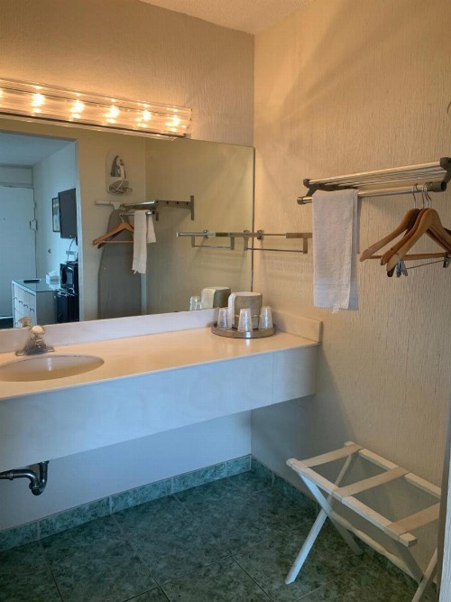 Floridian Hotel - image 40